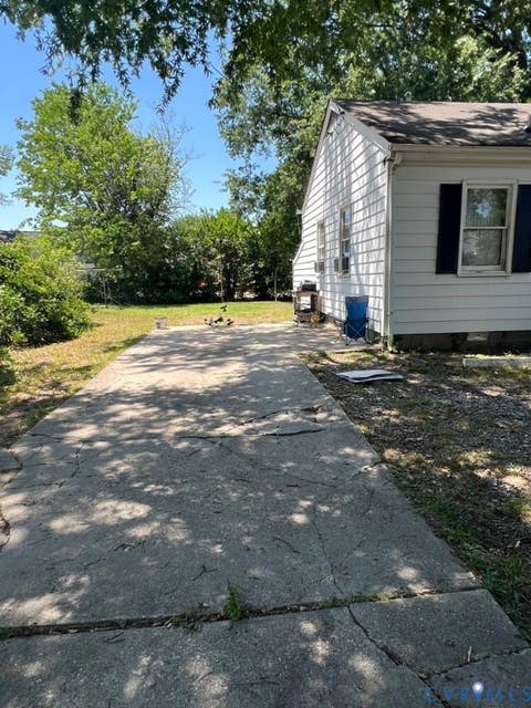 Tiny photo for 80 Henrico Street, Petersburg, VA 23803 (MLS # 2621276)
