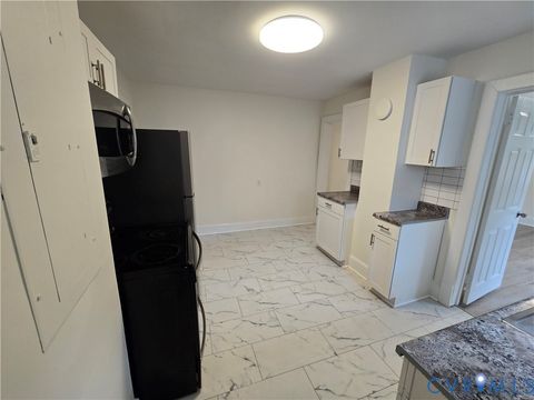 Tiny photo for 736 Harding Street, Petersburg, VA 23803 (MLS # 2612282)