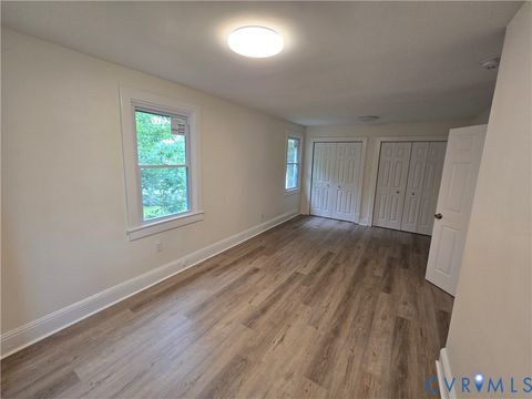 Tiny photo for 736 Harding Street, Petersburg, VA 23803 (MLS # 2612282)
