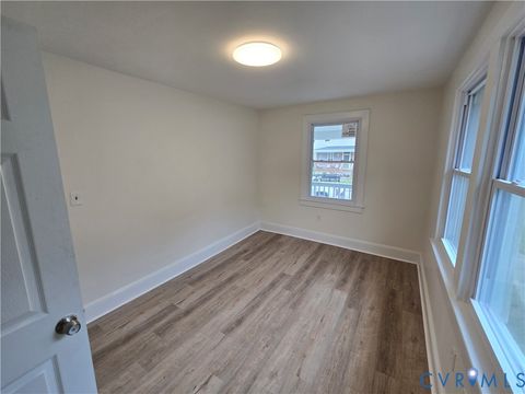 Tiny photo for 736 Harding Street, Petersburg, VA 23803 (MLS # 2612282)