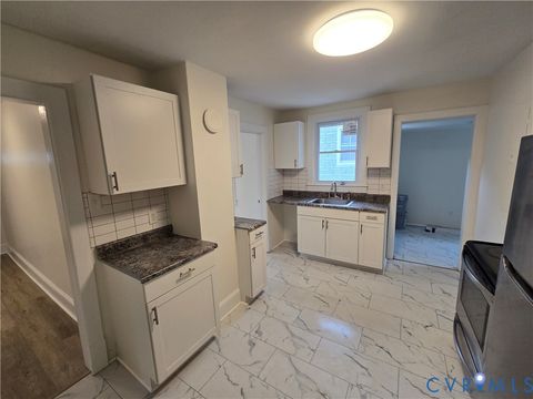 Tiny photo for 736 Harding Street, Petersburg, VA 23803 (MLS # 2612282)
