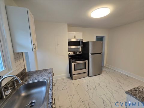 Tiny photo for 736 Harding Street, Petersburg, VA 23803 (MLS # 2612282)