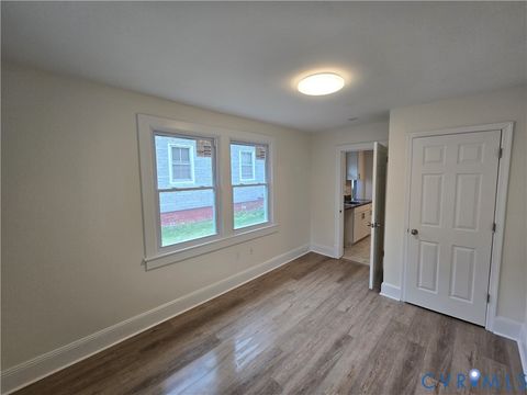 Tiny photo for 736 Harding Street, Petersburg, VA 23803 (MLS # 2612282)
