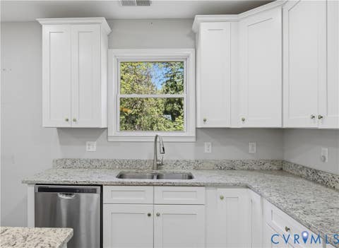 Tiny photo for 36 Columbia Road, Cartersville, VA 23027 (MLS # 2621047)