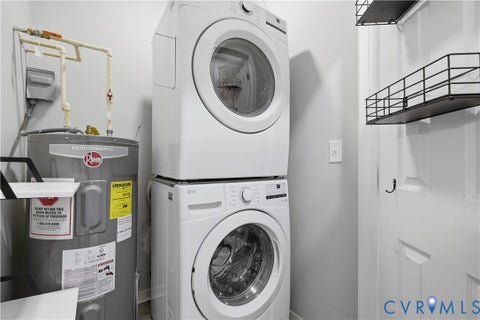 Tiny photo for 36 Columbia Road, Cartersville, VA 23027 (MLS # 2621047)