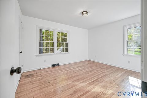 Tiny photo for 3040 Zachary Taylor Highway, Mineral, VA 23117 (MLS # 2529385)