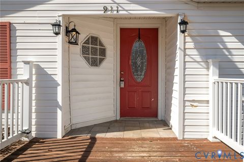 Tiny photo for 911 Chestnut Avenue, Mineral, VA 23117 (MLS # 2533329)