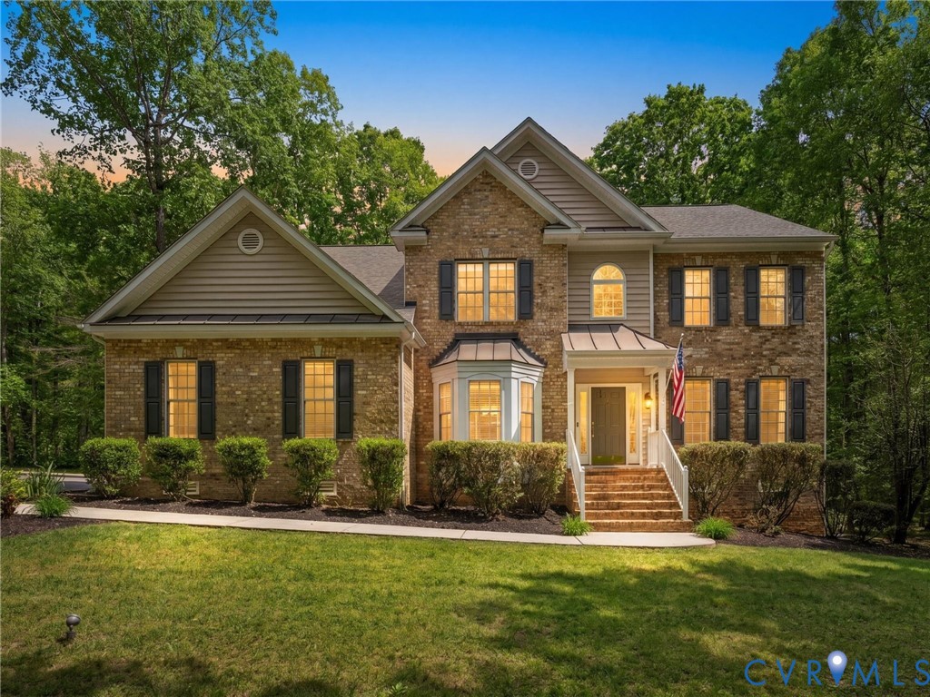 2505 Crest Hollow Court