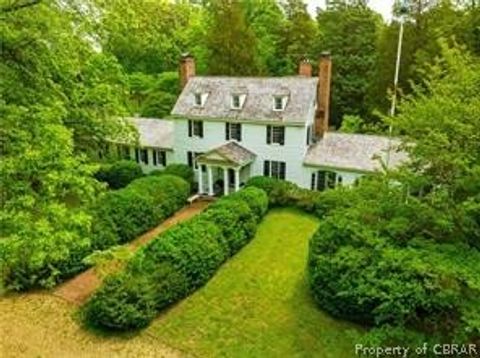 A home in Mathews