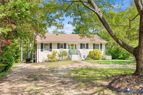Photo of 441 Knapp Street, Urbanna, VA 23175 (MLS # 2625015)