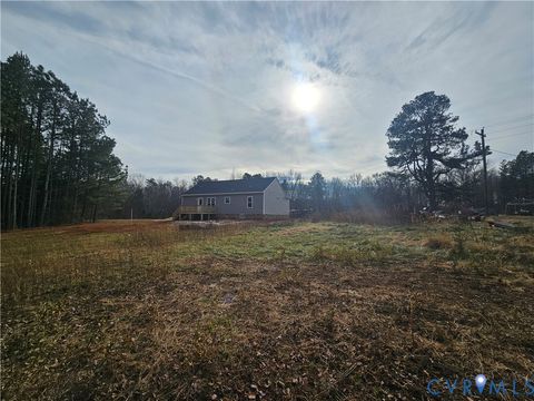 Tiny photo for 16270 Union Church Road, Beaverdam, VA 23015 (MLS # 2533355)