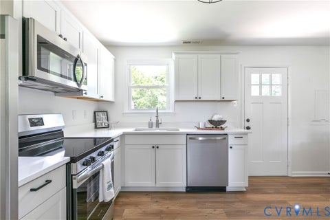 Tiny photo for 1809 Sussex Street, Richmond, VA 23223 (MLS # 2628768)