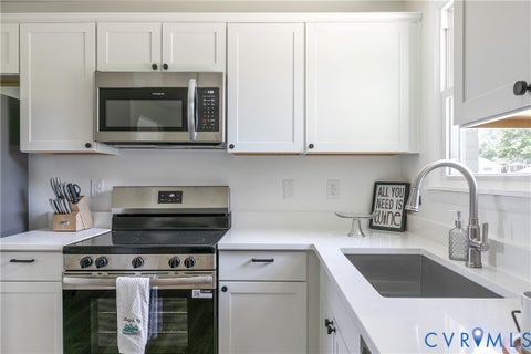 Tiny photo for 1809 Sussex Street, Richmond, VA 23223 (MLS # 2628768)