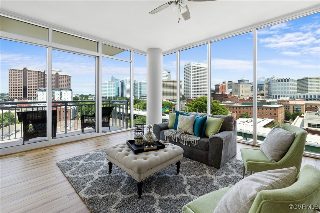 301 Virginia Street U1001