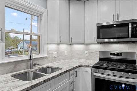 Tiny photo for 306 Paynor Avenue, Gordonsville, VA 22942 (MLS # 2529788)