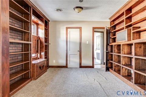 Tiny photo for 9 E Gray Street, Sandston, VA 23150 (MLS # 2628917)