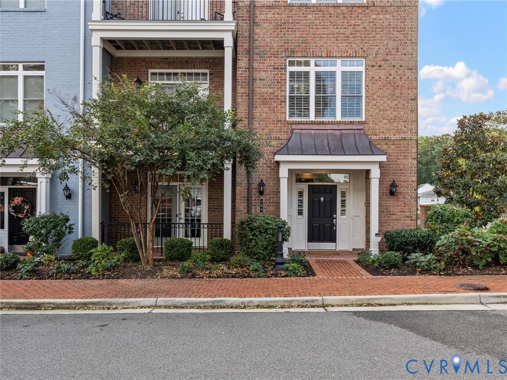109 Finial Avenue