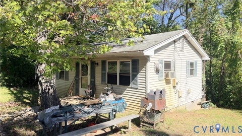 Tiny photo for 17019 Batestown Road, Dumfries, VA 22025 (MLS # 2628194)
