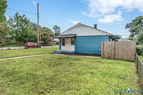 Tiny photo for 2307 Whitcomb Street, Richmond, VA 23223 (MLS # 2619169)