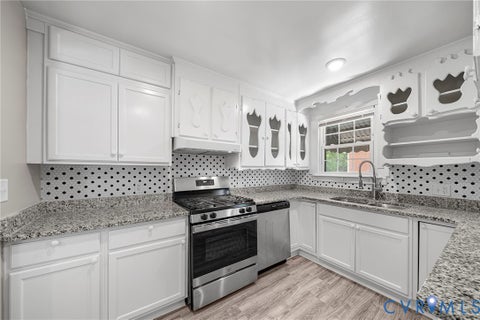 Tiny photo for 2307 Whitcomb Street, Richmond, VA 23223 (MLS # 2619169)