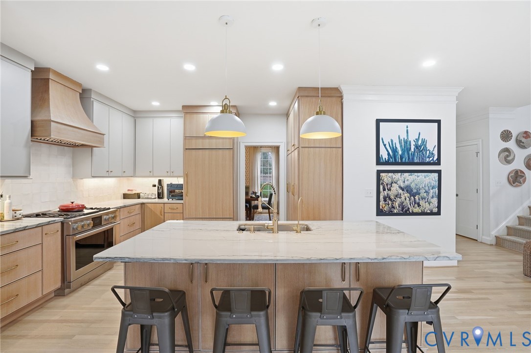 312 Eglantine Circle