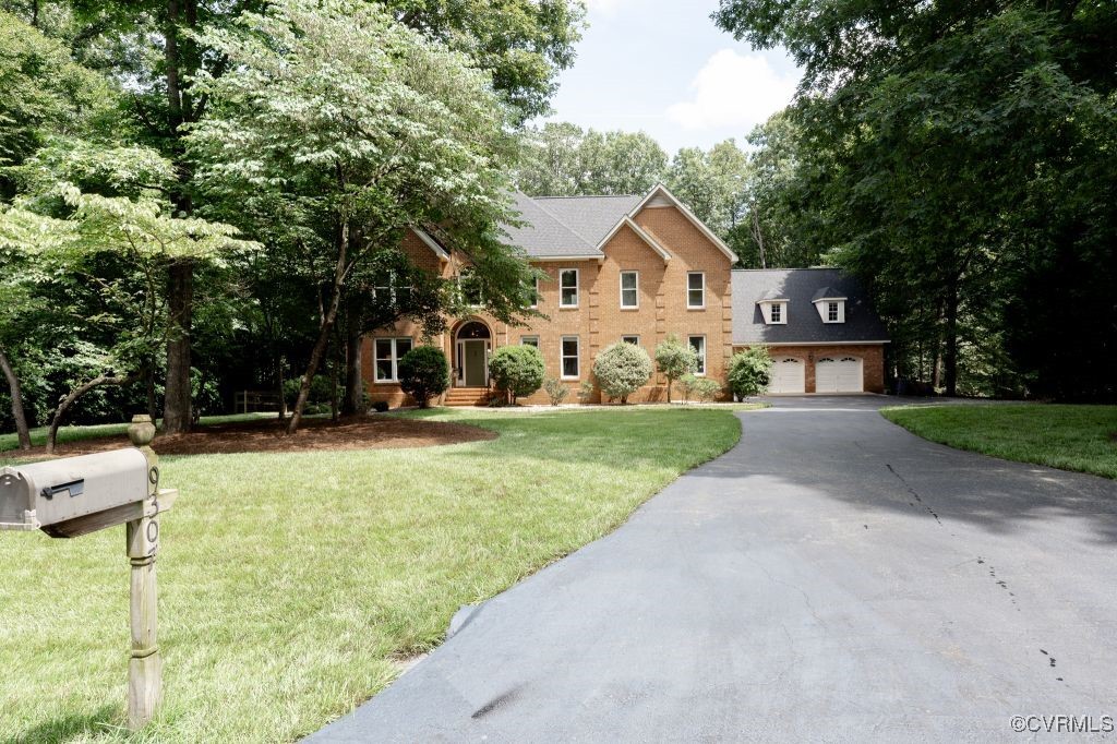 9307 Oak Trail