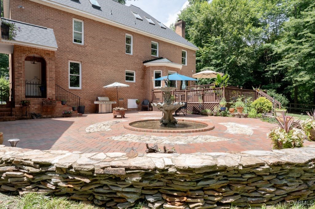 9307 Oak Trail