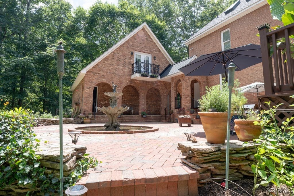 9307 Oak Trail