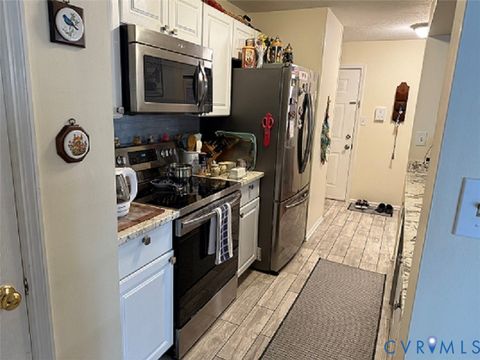 Tiny photo for 10218 Wolfe Manor Court #308, Glen Allen, VA 23060 (MLS # 2529412)