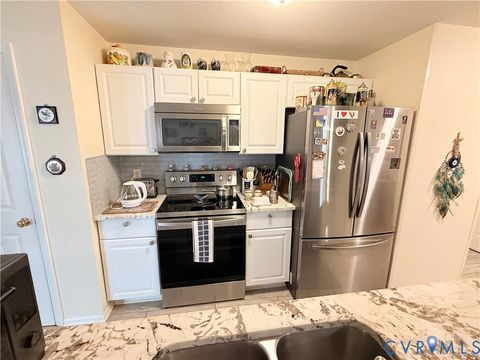 Tiny photo for 10218 Wolfe Manor Court #308, Glen Allen, VA 23060 (MLS # 2529412)