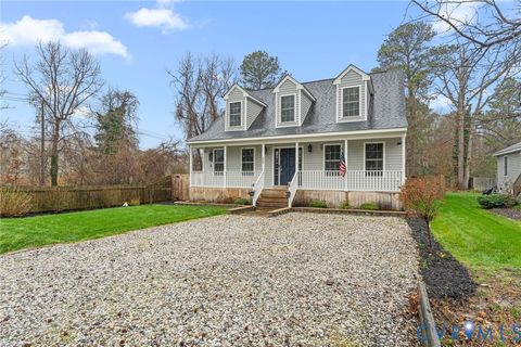 Tiny photo for 200 Fort Street, West Point, VA 23181 (MLS # 2606219)