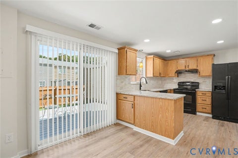 Tiny photo for 7952 Clovertree Court #7952, North Chesterfield, VA 23235 (MLS # 2619516)