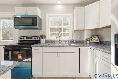 Tiny photo for 15900 Lalonde Place, Chesterfield, VA 23831 (MLS # 2533365)