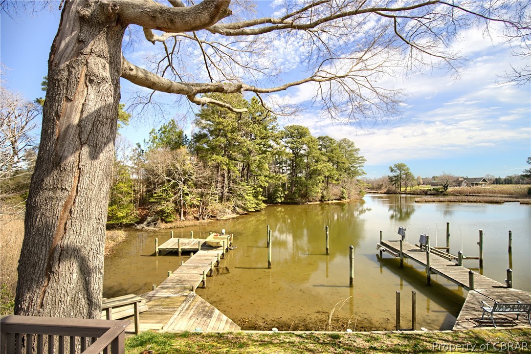 View Reedville, VA 22539 townhome