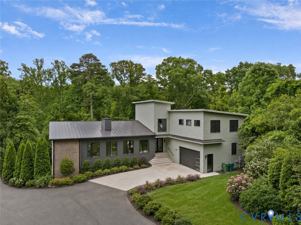 7301 Riverside Drive