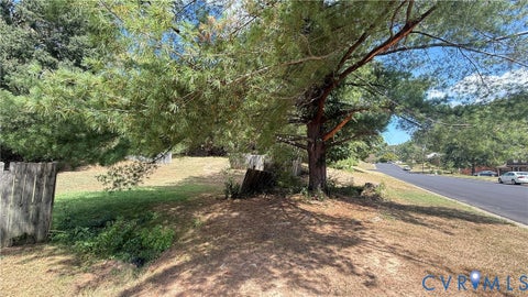 Tiny photo for 147 Dyerwood Place, Danville, VA 24541 (MLS # 2625221)