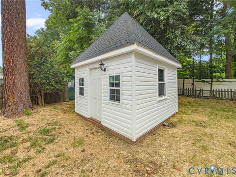 Tiny photo for 422 Nottingham Drive, Colonial Heights, VA 23834 (MLS # 2622074)