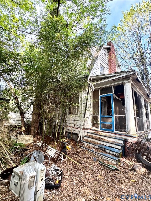 1213 W Laburnum Avenue