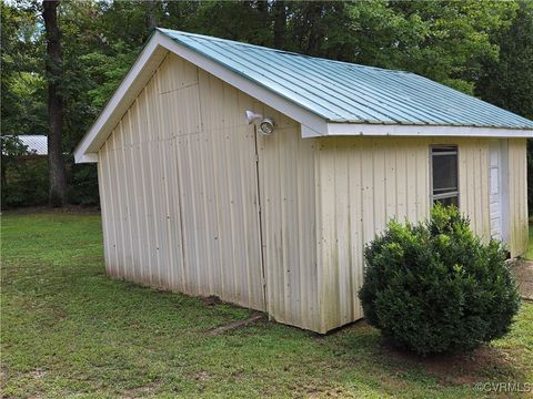 A home in Dillwyn