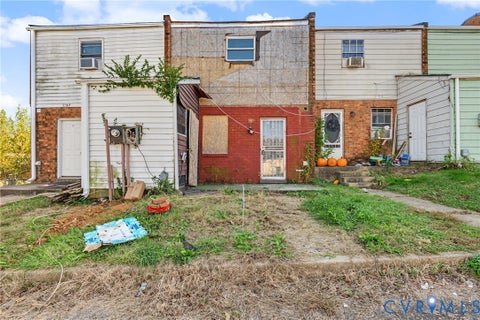 Tiny photo for 1309 Minefee Street, Richmond, VA 23224 (MLS # 2629014)
