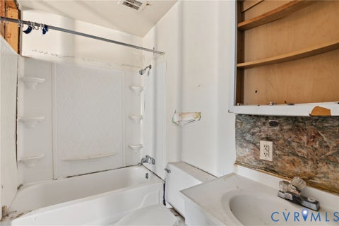 Tiny photo for 1309 Minefee Street, Richmond, VA 23224 (MLS # 2629014)