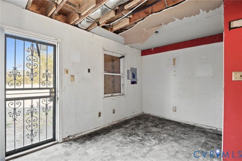 Tiny photo for 1309 Minefee Street, Richmond, VA 23224 (MLS # 2629014)