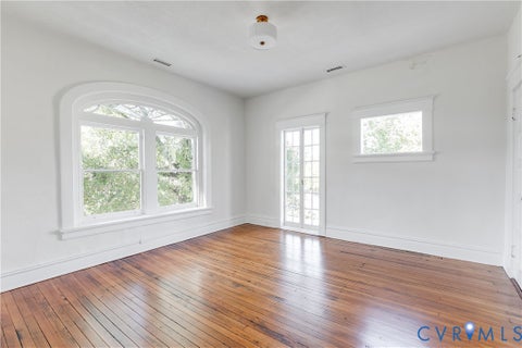 Tiny photo for 2005 Barton Avenue, Richmond, VA 23222 (MLS # 2628628)