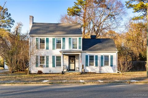 A home in South Chesterfield