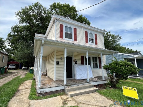 Tiny photo for 927 Farmer Street, Petersburg, VA 23803 (MLS # 2617357)