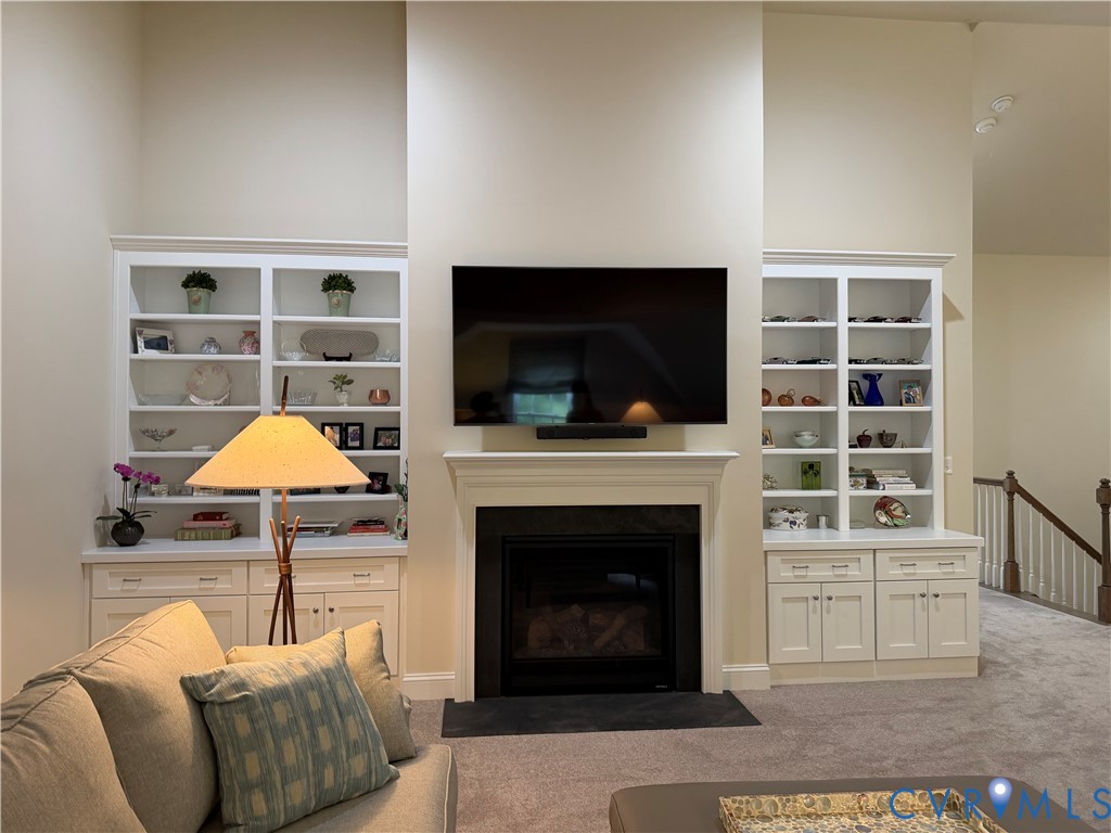 1005 Southwark Lane