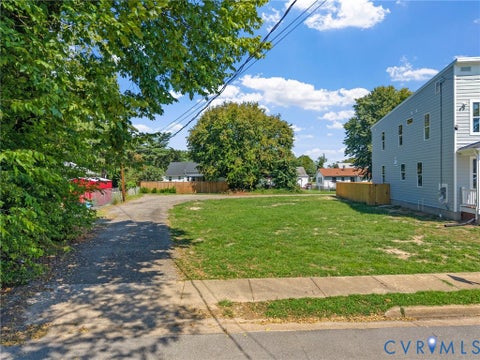 Photo of 2002 Newbourne Street, Richmond, VA 23223 (MLS # 2624737)
