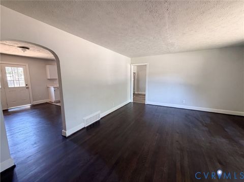 Tiny photo for 1010 North Avenue, Hopewell, VA 23860 (MLS # 2614094)