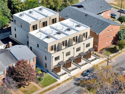 MLS: 2507809