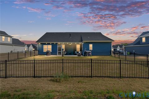 Tiny photo for 8073 Winter Fog Drive, New Kent, VA 23124 (MLS # 2610807)